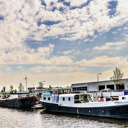 آميسفورت B&B Woonschip Robbedoes المظهر الخارجي الصورة