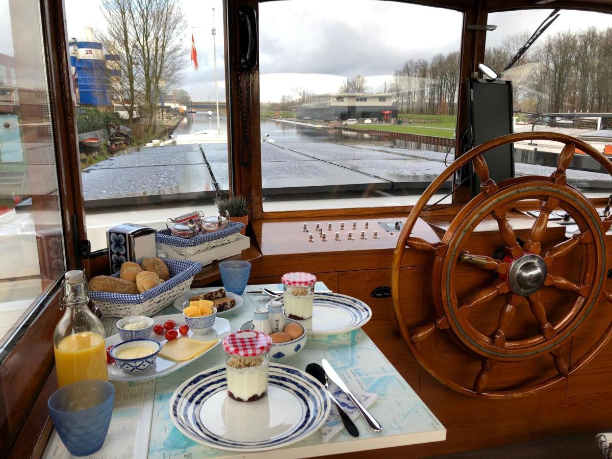 آميسفورت B&B Woonschip Robbedoes المظهر الخارجي الصورة
