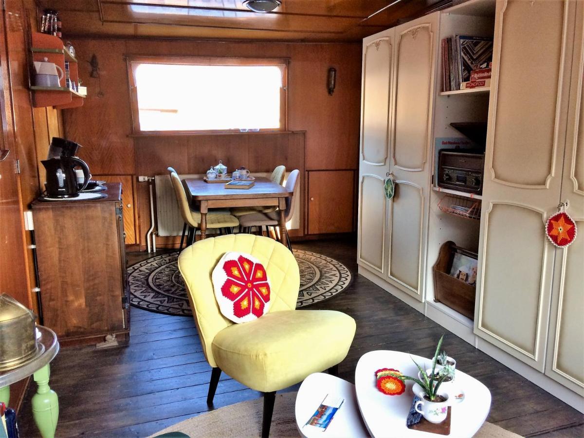 آميسفورت B&B Woonschip Robbedoes المظهر الخارجي الصورة